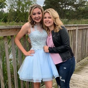 Meet your Posher, Bailey